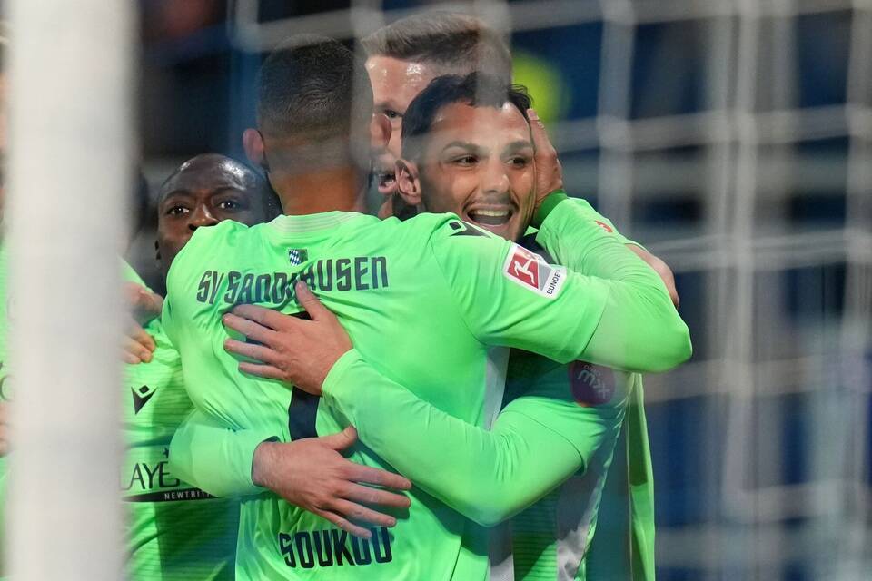 Darmstadt 98 - SV Sandhausen Darmstadt 98 - SV Sandhausen