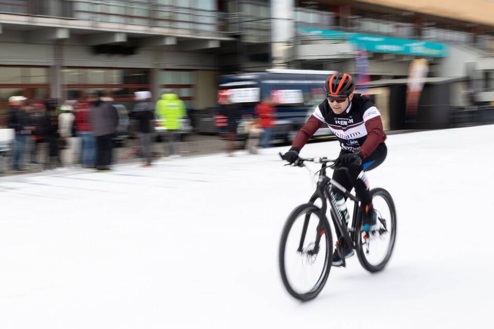 Weltrekordversuch "Der längste Triathlon auf Eis"