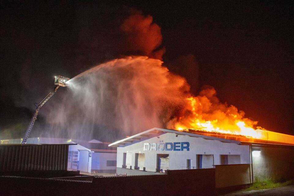 Brand einer Lagerhalle Brand einer Lagerhalle