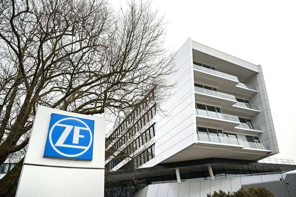 ZF Friedrichshafen AG ZF Friedrichshafen AG