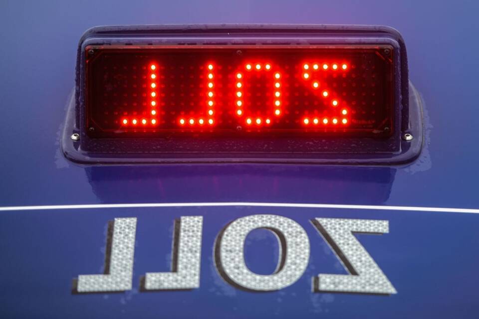 Zoll führt Kontrollen durch