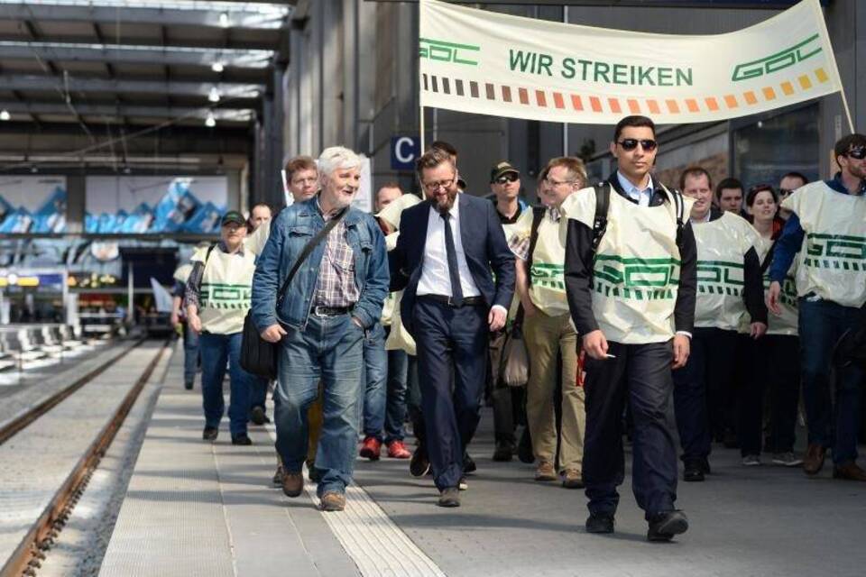 Streikende Lokführer in München