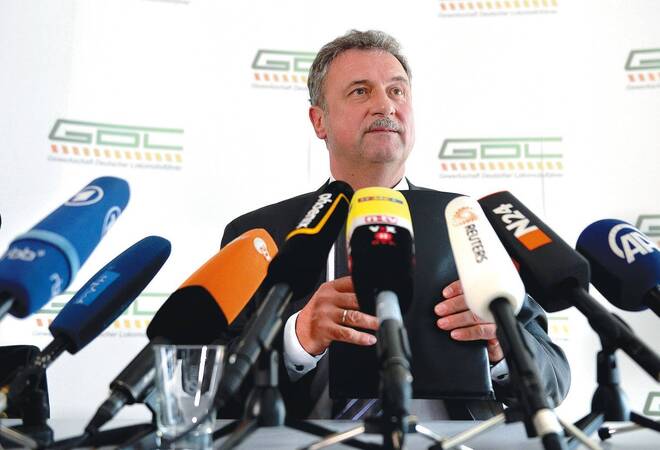 Bahnstreik Uber Pfingsten Mit Offenem Ende Wirtschaft Regional Rnz