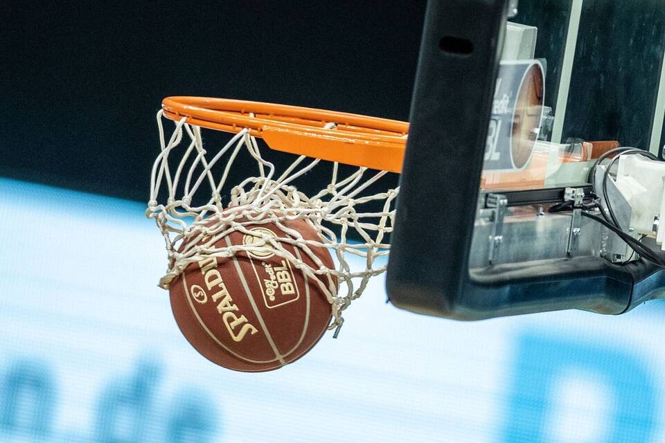 Basketball Basketball