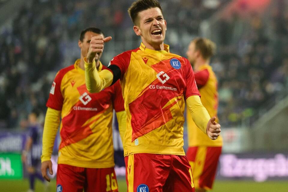FC Erzgebirge Aue - Karlsruher SC FC Erzgebirge Aue - Karlsruher SC