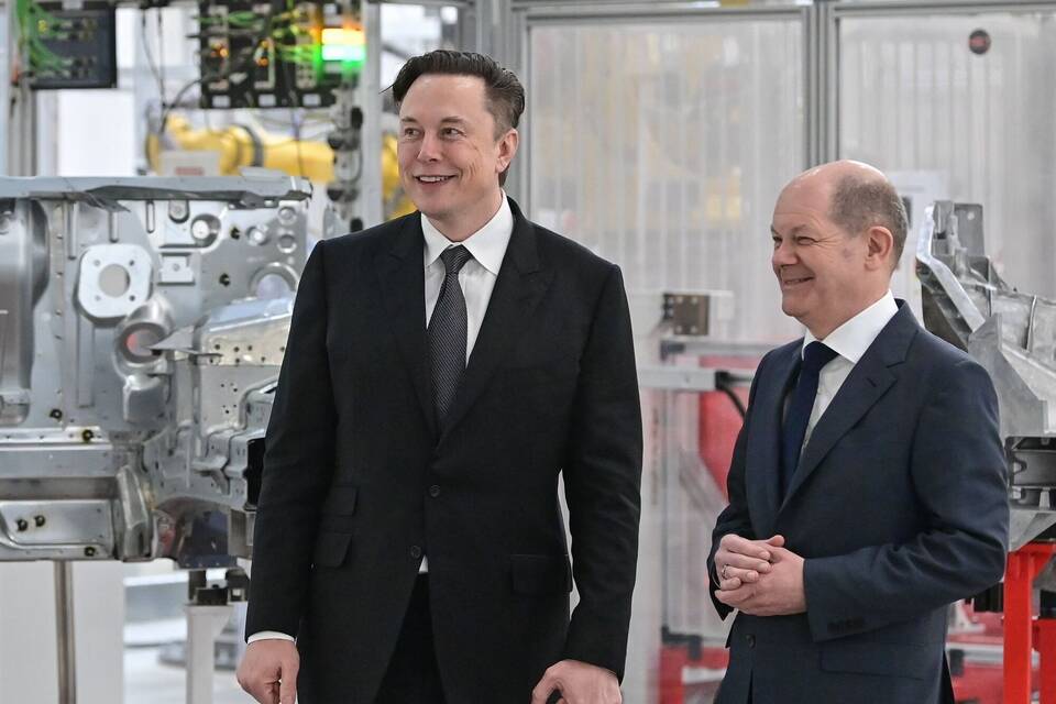 Eröffnung Tesla-Fabrik - Scholz & Musk