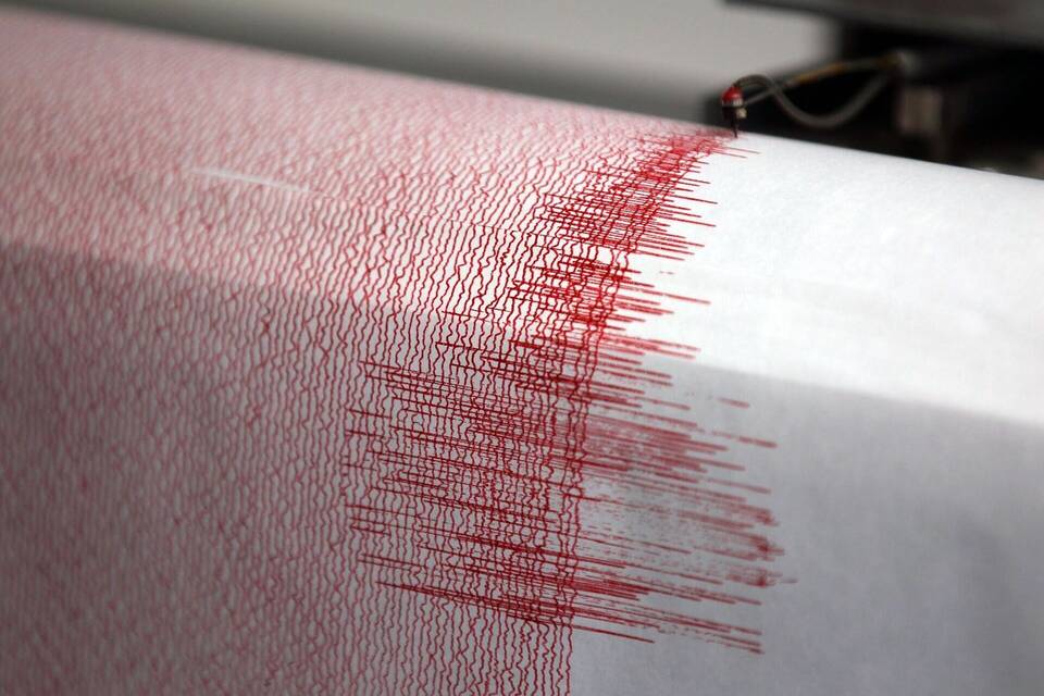 Seismograph Seismograph