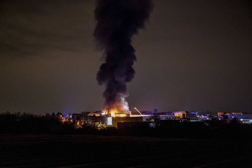 Großbrand in Waiblinger Müllentsorgungsunternehmen Großbrand in Waiblinger Müllentsorgungsunternehmen