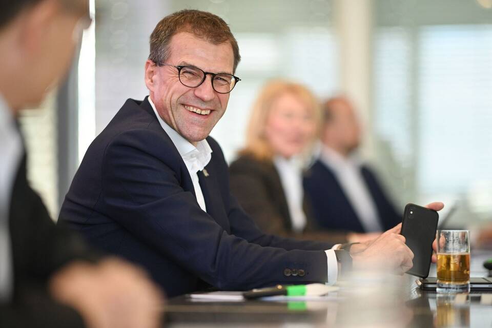 Neuer EnBW-Chef kommt von Rolls-Royce Power Systems Neuer EnBW-Chef kommt von Rolls-Royce Power Systems