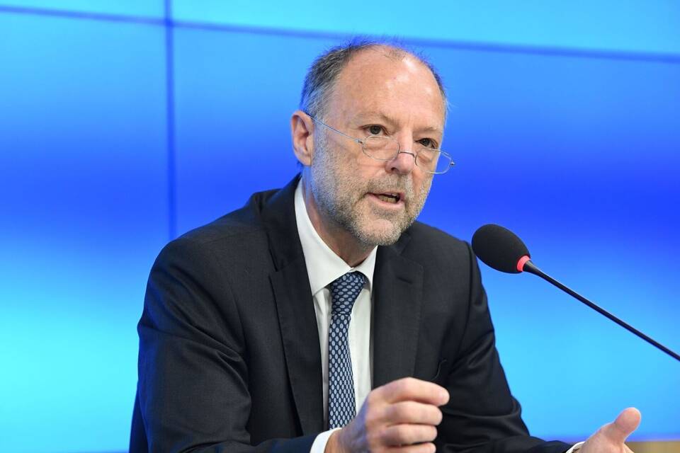 Günther Benz Günther Benz