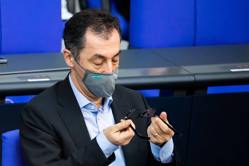 Cem Özdemir Cem Özdemir