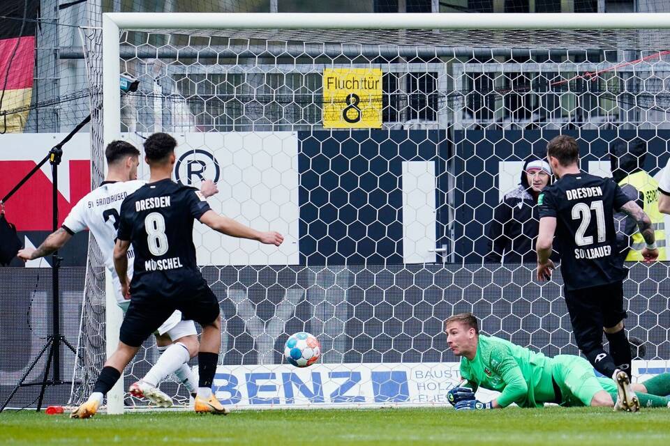 SV Sandhausen - Dynamo Dresden