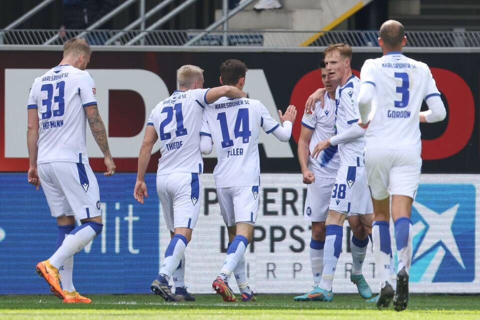 SC Paderborn 07 - Karlsruher SC SC Paderborn 07 - Karlsruher SC