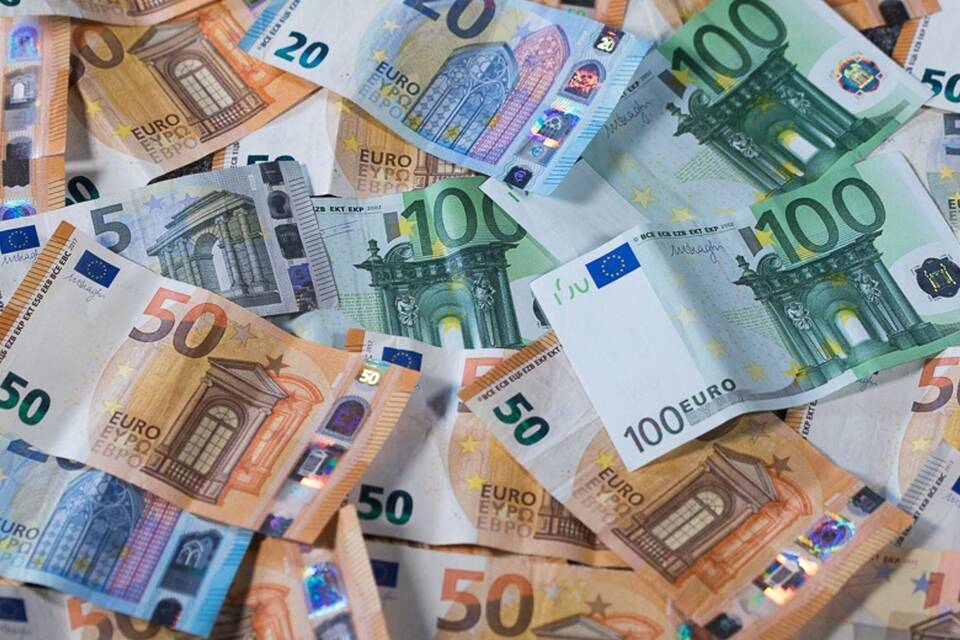 Bargeld Bargeld
