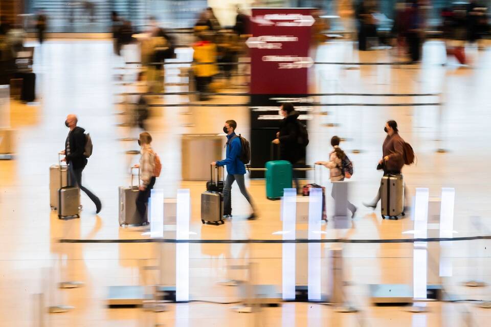 Osterreiseverkehr am Flughafen BER