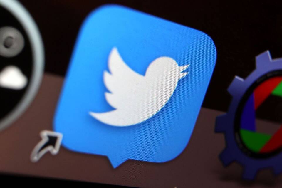 Twitter Twitter