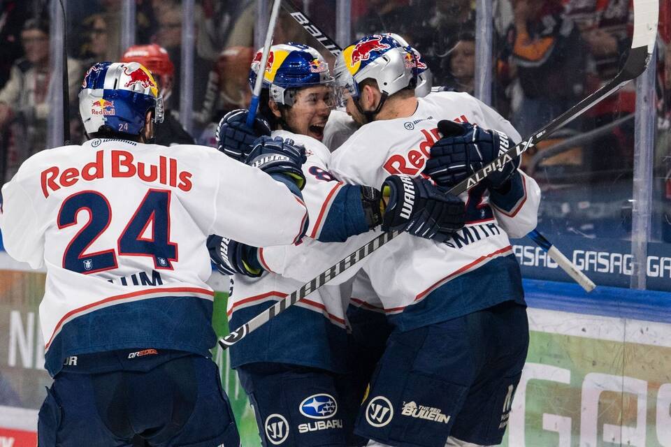 Eisbären Berlin - EHC Red Bull München Eisbären Berlin - EHC Red Bull München