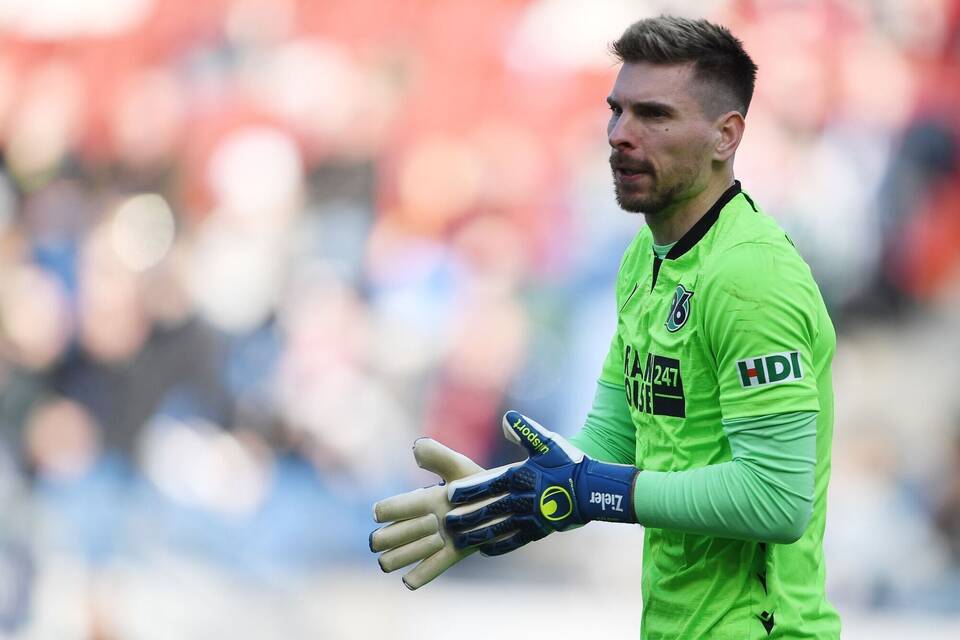Ron-Robert Zieler Ron-Robert Zieler