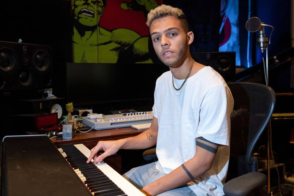 Malik Harris Malik Harris