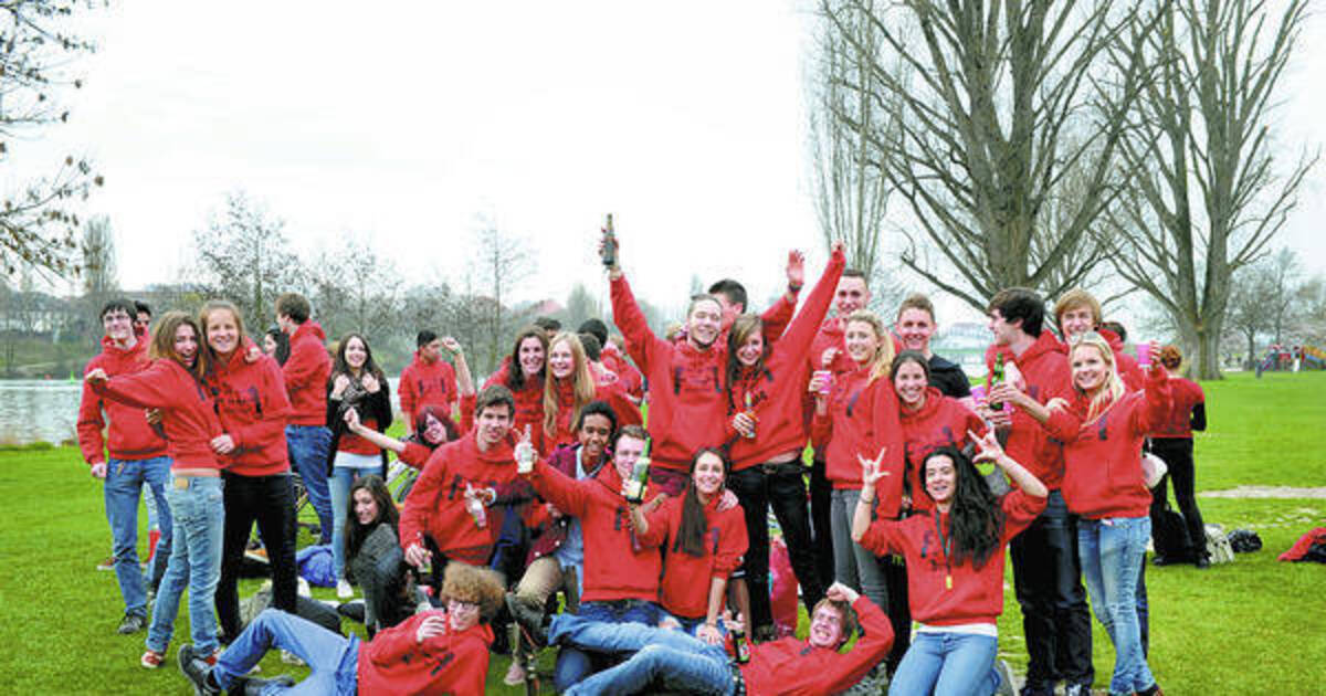 Das Sind Die Heidelberger Abiturienten 2014 Teil 1 Nachrichten Aus Heidelberg Rnz Laurenz reifenrath laurin reifenrath lavina reifenrath lavinia reifenrath lawrence reifenrath lazarus reifenrath lea reifenrath leah reifenrath leander reifenrath leandra reifenrath leia. heidelberger abiturienten 2014