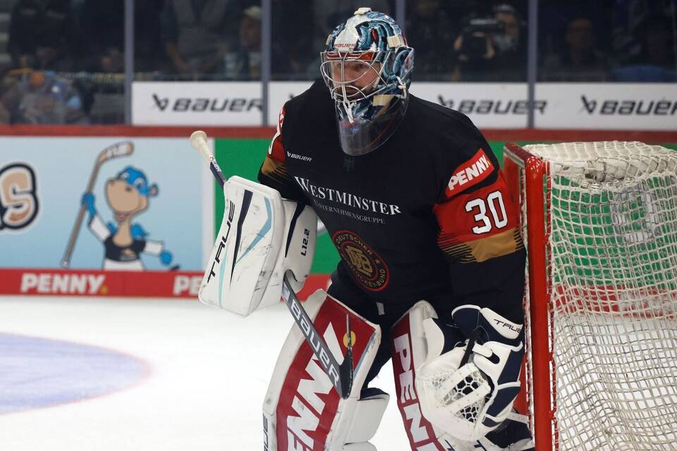Philipp Grubauer Philipp Grubauer