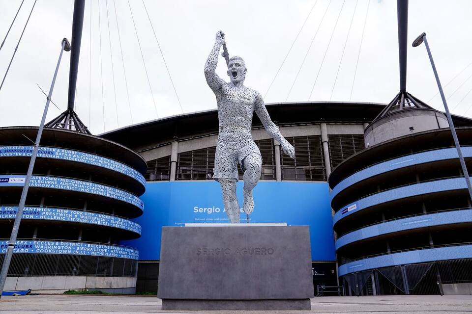 Statue Sergio Agüero Statue Sergio Agüero