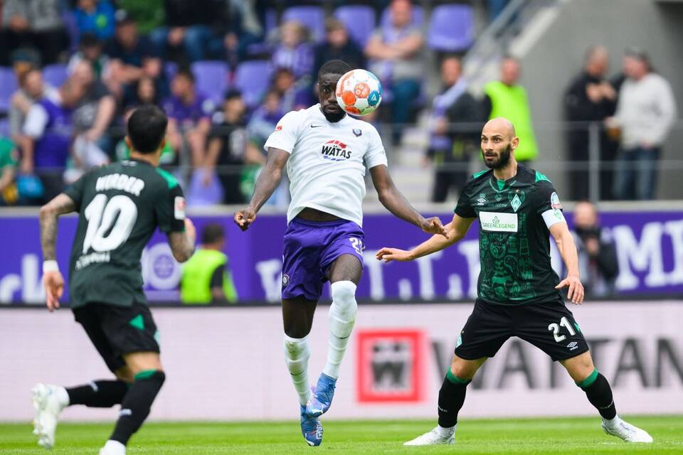 Ömer Toprak Ömer Toprak