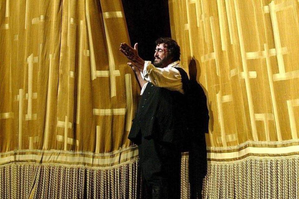 Luciano Pavarotti