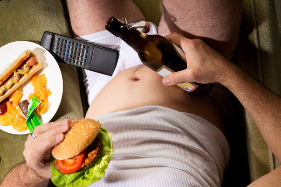 Plauzen-Alarm - Im Bierbauch kann gefährliches Fett schlummern Plauzen-Alarm - Im Bierbauch kann gefährliches Fett schlummern