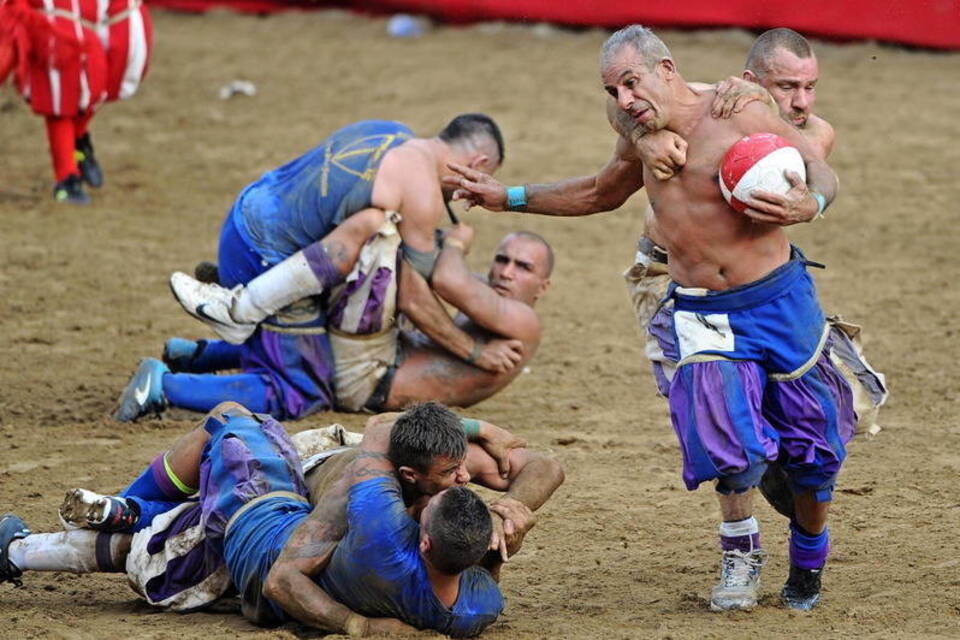 Blutiger Kampf um Ruhm und Ehre: Calcio Storico in Florenz