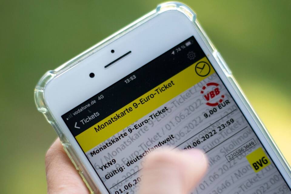 9-Euro-Monatsticket 9-Euro-Monatsticket