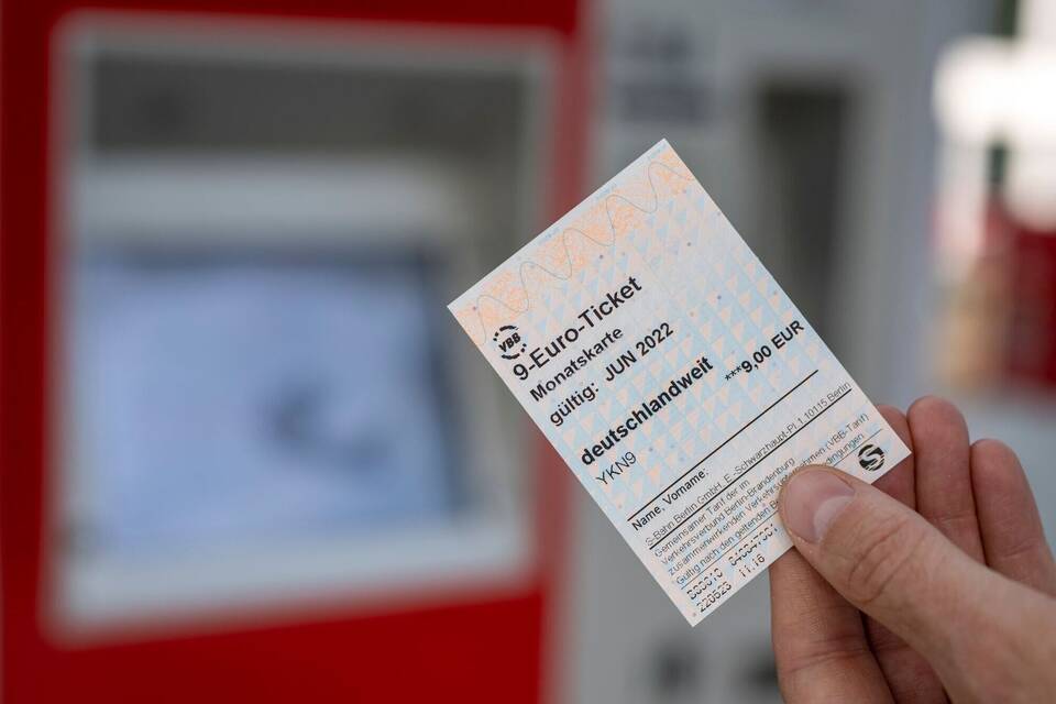 9-Euro-Ticket 9-Euro-Ticket
