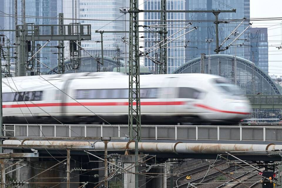 Fernzug Fernzug