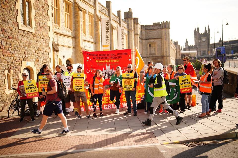 Bahn-Streik in London Bahn-Streik in London