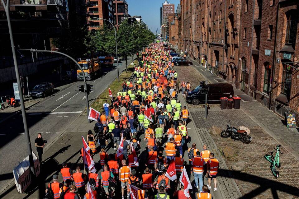 Warnstreik in Hamburg Warnstreik in Hamburg