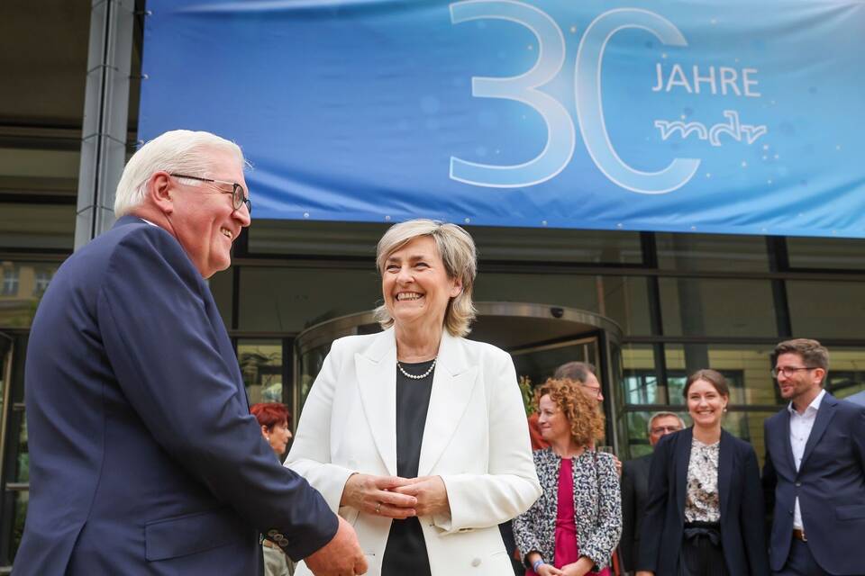 30 Jahre Mitteldeutscher Rundfunk 30 Jahre Mitteldeutscher Rundfunk