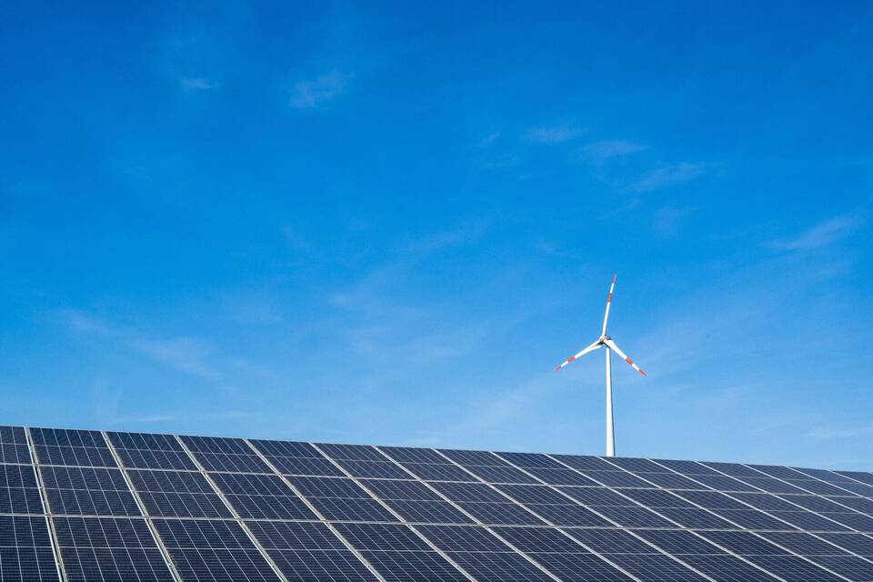 Solar- und Windkraft