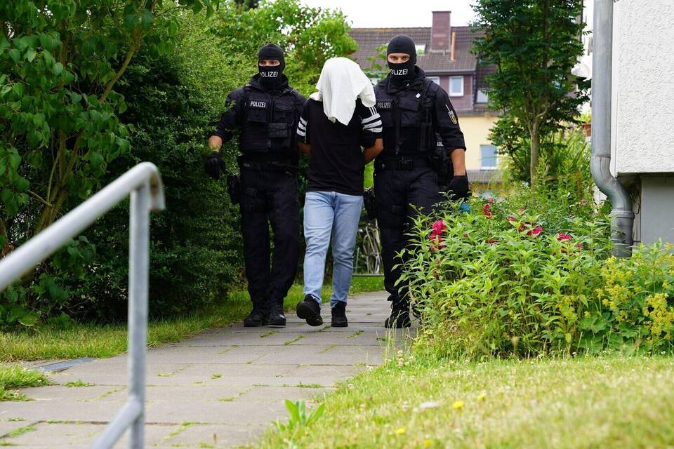 Durchsuchungen gegen Schleuserbanden Durchsuchungen gegen Schleuserbanden