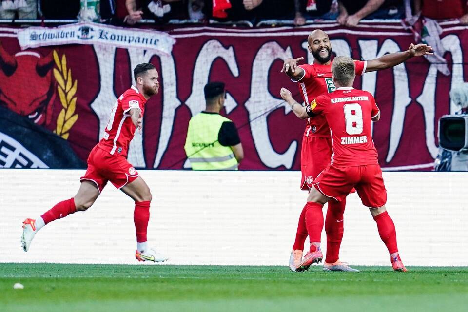 1. FC Kaiserslautern - Hannover 96 1. FC Kaiserslautern - Hannover 96