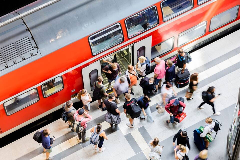 9-Euro-Ticket 9-Euro-Ticket