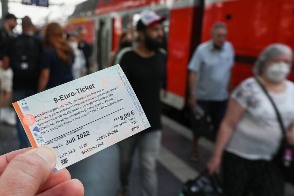 9-Euro-Ticket 9-Euro-Ticket