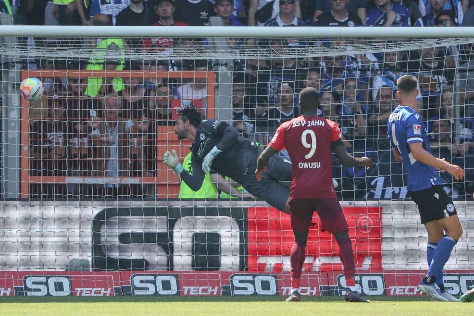 Arminia Bielefeld - Jahn Regensburg