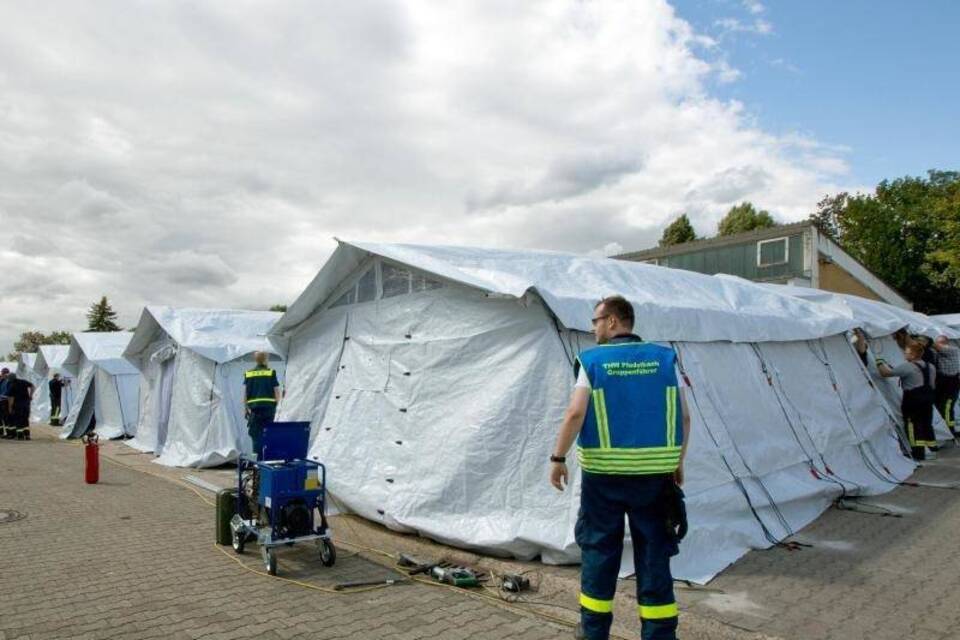 Zelte für Asylbewerber