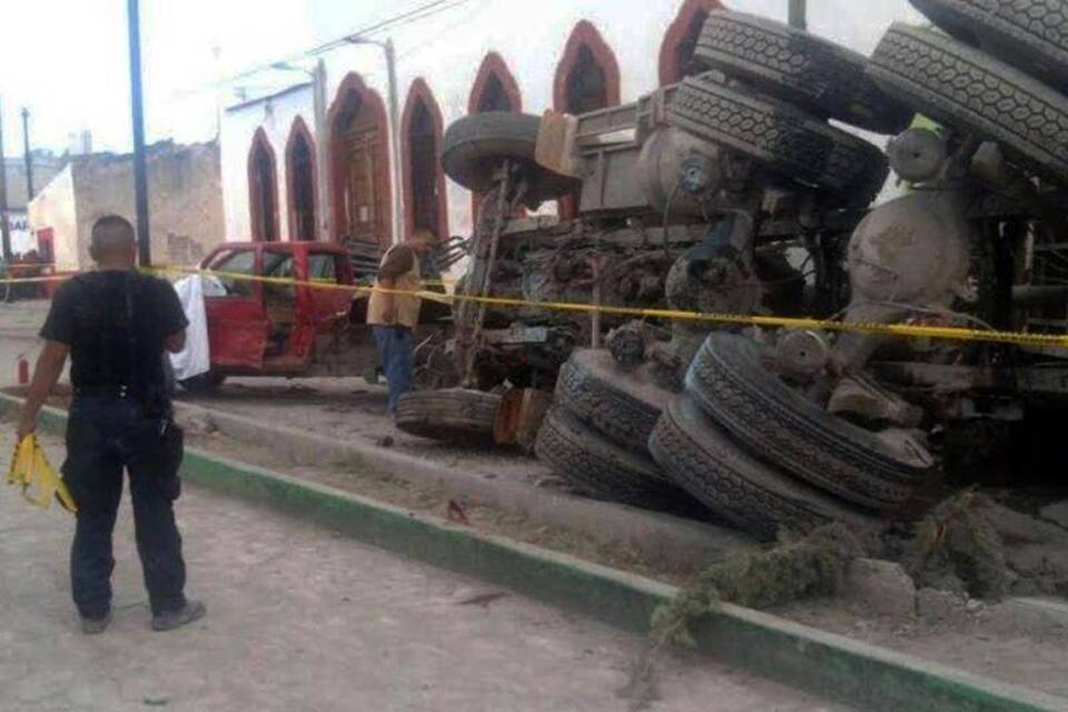 Lastwagen rast in Pilgergruppe in Mexiko