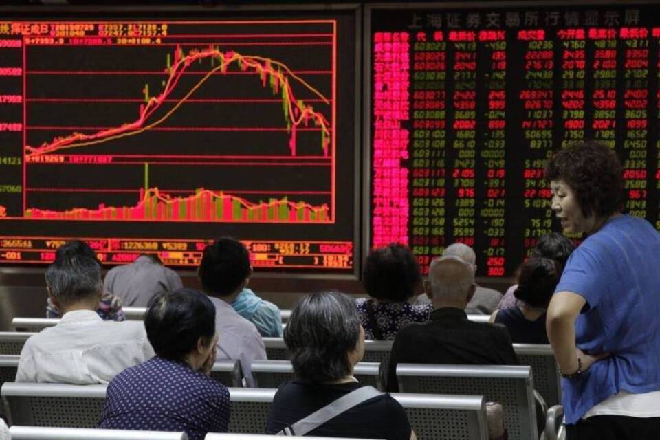 Chinas Aktienmärkte wieder im Minus Chinas Aktienmärkte wieder im Minus