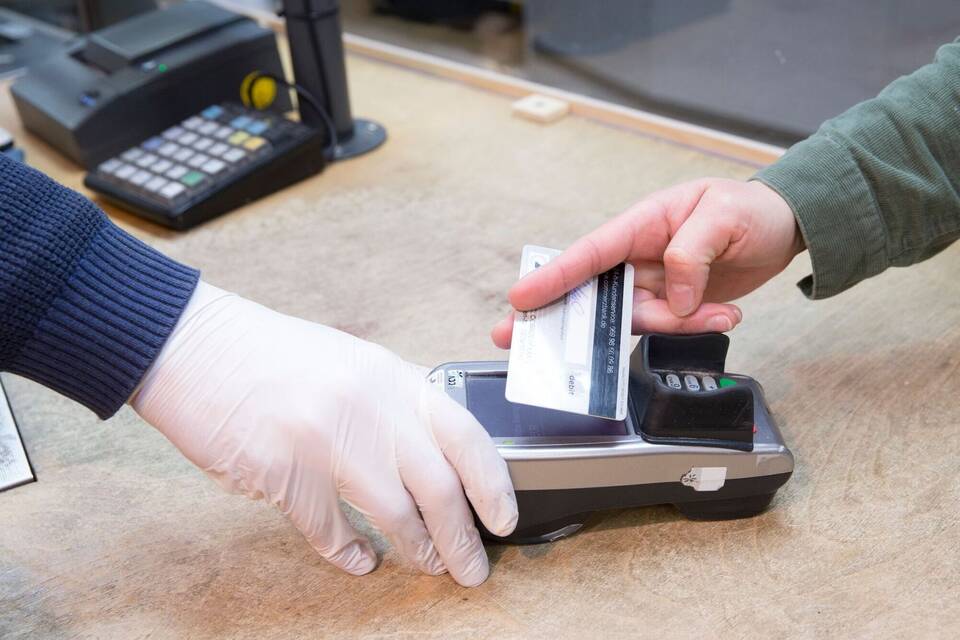Kontaktloses Bezahlen mit der Girocard Kontaktloses Bezahlen mit der Girocard