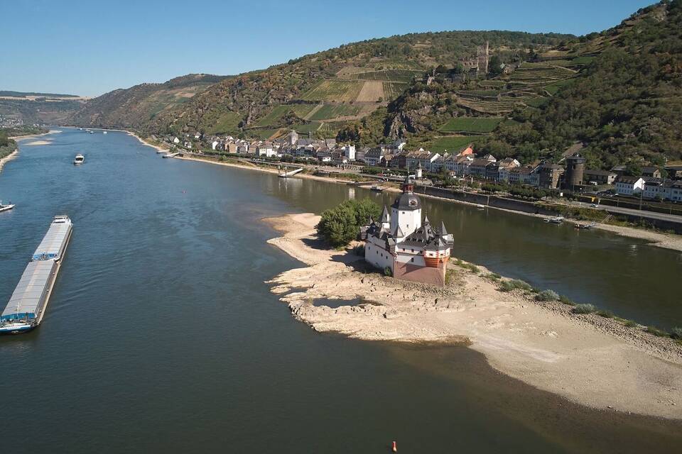 Niedrigwasser am Mittelrhein Niedrigwasser am Mittelrhein