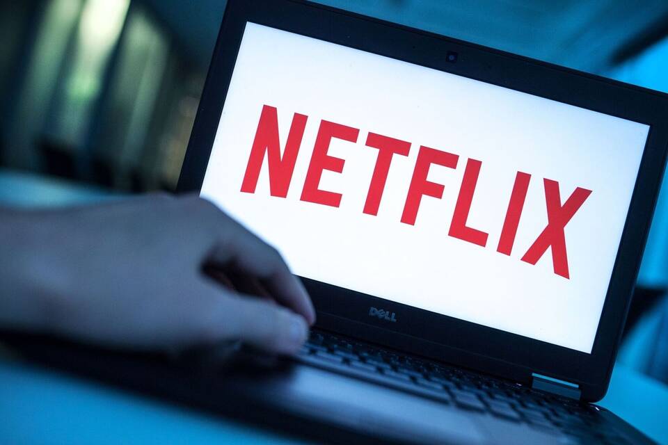Laptop mit Netflix-Logo