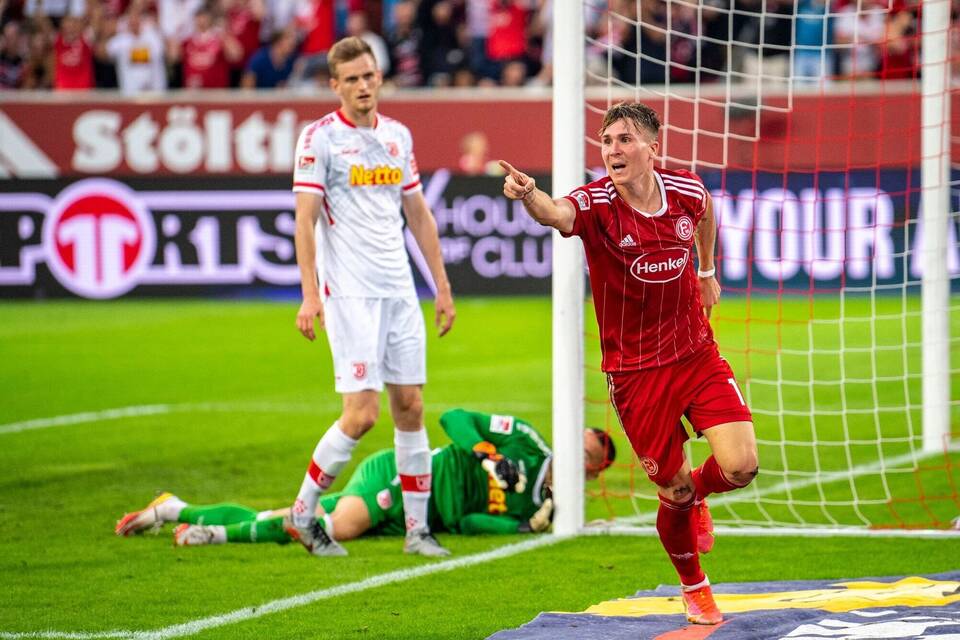 Fortuna Düsseldorf - SSV Jahn Regensburg Fortuna Düsseldorf - SSV Jahn Regensburg