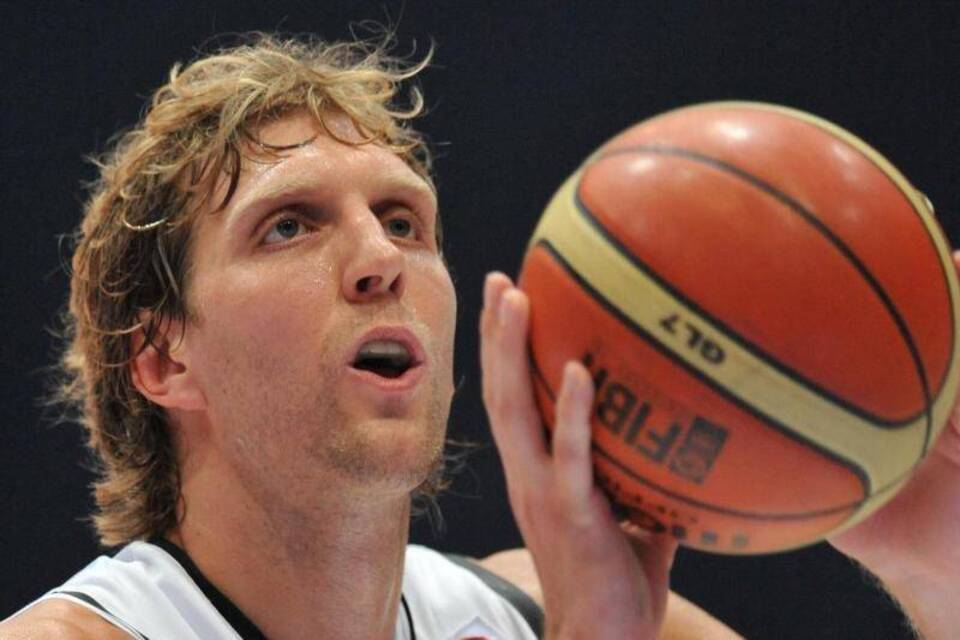 Dirk Nowitzki Dirk Nowitzki